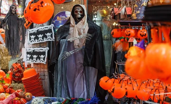 Đồ trang trí Halloween